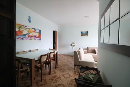 Apartamento para alugar com 107m², 2 quartos e 2 vagas Apartamento para alugar com 107m², 2 quartos e 2 vagasSala
