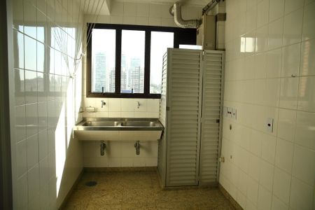 Apartamento à venda com 280m², 3 quartos e 4 vagasÁrea de Serviço