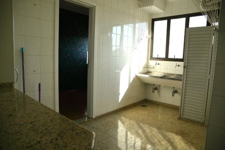 Apartamento à venda com 280m², 3 quartos e 4 vagasÁrea de Serviço