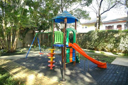 Apartamento à venda com 280m², 3 quartos e 4 vagasÁrea Comum - Playground