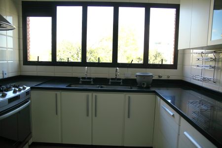 Apartamento à venda com 280m², 3 quartos e 4 vagasCozinha