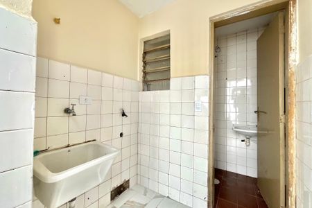 Casa à venda com 140m², 4 quartos e 2 vagas Casa à venda com 140m², 4 quartos e 2 vagasÁrea de Serviço