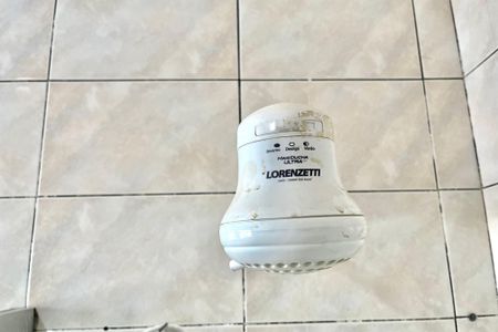 Casa à venda com 140m², 4 quartos e 2 vagas Casa à venda com 140m², 4 quartos e 2 vagasBanheiro Social