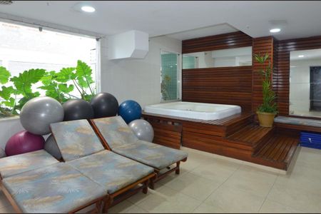 Apartamento à venda com 99m², 3 quartos e 2 vagas Apartamento à venda com 99m², 3 quartos e 2 vagasÁrea Comum