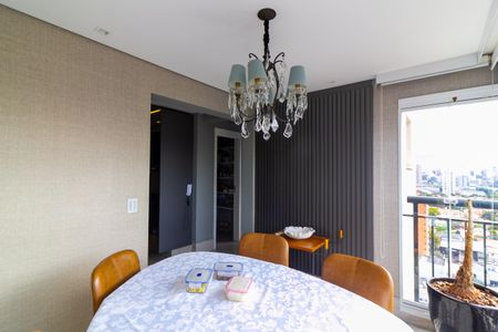 Apartamento à venda com 213m², 4 quartos e 4 vagas Apartamento à venda com 213m², 4 quartos e 4 vagasCopa