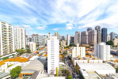 Apartamento à venda com 213m², 4 quartos e 4 vagas Apartamento à venda com 213m², 4 quartos e 4 vagasVista Varanda da Suíte 1