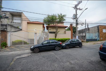 Casa de condomínio à venda com 89m², 2 quartos e 2 vagas Casa de condomínio à venda com 89m², 2 quartos e 2 vagasFachada