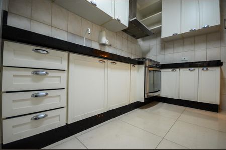 Casa de condomínio à venda com 89m², 2 quartos e 2 vagas Casa de condomínio à venda com 89m², 2 quartos e 2 vagasCozinha