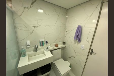 Apartamento à venda com 40m², 2 quartos e 1 vaga Apartamento à venda com 40m², 2 quartos e 1 vagaBanheiro Social