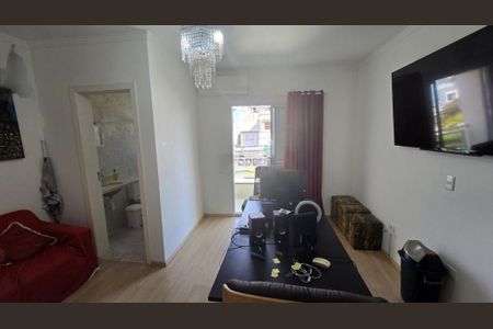Casa à venda com 242m², 3 quartos e 6 vagas