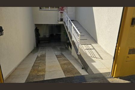 Casa à venda com 242m², 3 quartos e 6 vagas