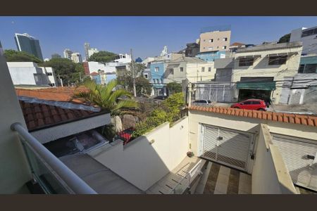 Casa à venda com 242m², 3 quartos e 6 vagas