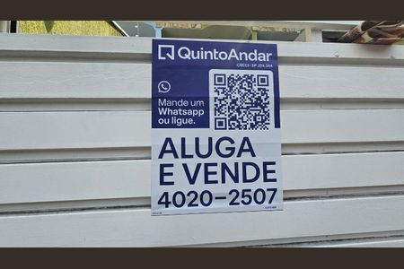 Casa à venda com 150m², 3 quartos e 2 vagas Casa à venda com 150m², 3 quartos e 2 vagasPlaca