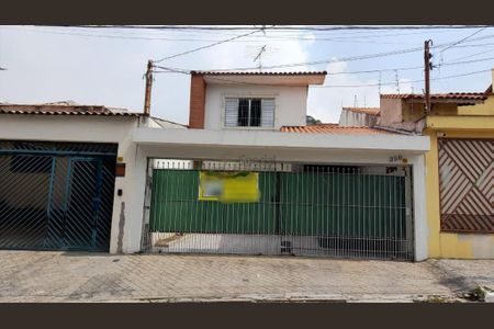 Casa à venda com 180m², 3 quartos e 4 vagas