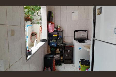 Casa à venda com 180m², 3 quartos e 4 vagas