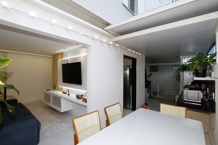Apartamento à venda com 60m², 1 quarto e 1 vagaCopa