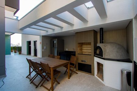 Apartamento à venda com 92m², 2 quartos e 2 vagas Apartamento à venda com 92m², 2 quartos e 2 vagasÁrea comum - Churrasqueira