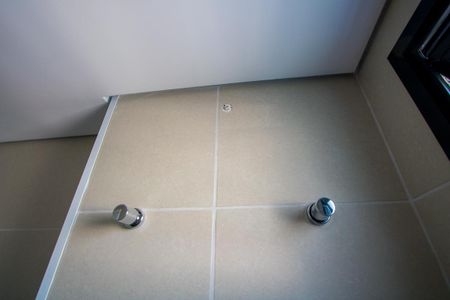 Apartamento à venda com 92m², 2 quartos e 2 vagas Apartamento à venda com 92m², 2 quartos e 2 vagasBanheiro do quarto 2