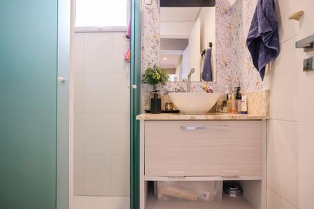 Apartamento à venda com 97m², 3 quartos e 2 vagasBanheiro da suíte