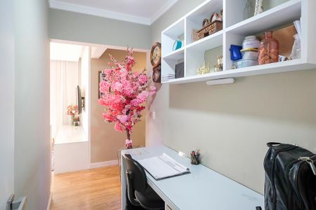 Apartamento à venda com 97m², 3 quartos e 2 vagasEscritório