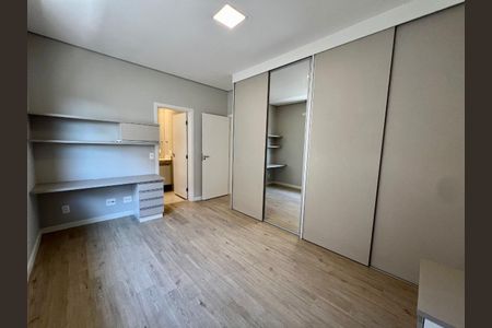 Casa de condomínio à venda com 300m², 3 quartos e 4 vagas Casa de condomínio à venda com 300m², 3 quartos e 4 vagasFoto 30