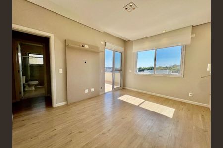 Casa de condomínio à venda com 300m², 3 quartos e 4 vagasFoto 02