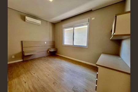 Casa de condomínio à venda com 300m², 3 quartos e 4 vagas Casa de condomínio à venda com 300m², 3 quartos e 4 vagasFoto 28