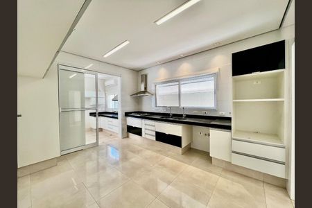 Casa de condomínio à venda com 300m², 3 quartos e 4 vagas Casa de condomínio à venda com 300m², 3 quartos e 4 vagasFoto 17