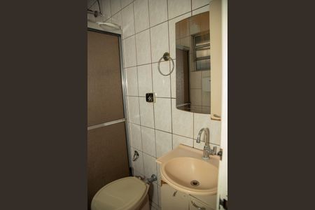 Casa à venda com 160m², 3 quartos e 2 vagas Casa à venda com 160m², 3 quartos e 2 vagasBanheiro de Serviço