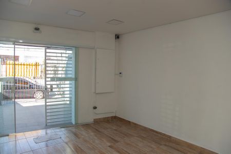 Casa à venda com 160m², 3 quartos e 2 vagas Casa à venda com 160m², 3 quartos e 2 vagasSala
