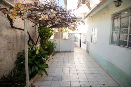 Casa à venda com 160m², 3 quartos e 2 vagas Casa à venda com 160m², 3 quartos e 2 vagasQuintal