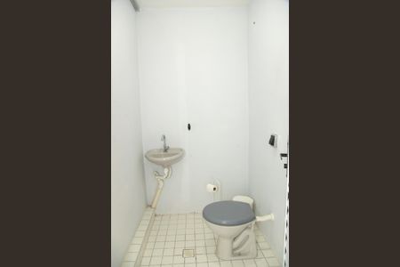 Casa à venda com 160m², 3 quartos e 2 vagas Casa à venda com 160m², 3 quartos e 2 vagasLavabo