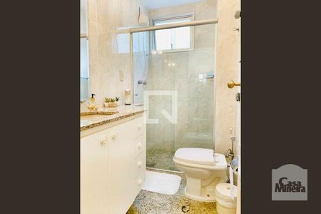 Apartamento à venda com 150m², 4 quartos e 3 vagasBanheiro 