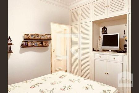 Apartamento à venda com 150m², 4 quartos e 3 vagasQuarto 