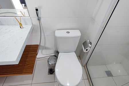 Apartamento à venda com 68m², 1 quarto e 3 vagas Apartamento à venda com 68m², 1 quarto e 3 vagasBanheiro