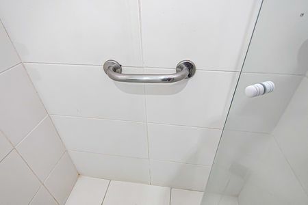 Apartamento à venda com 68m², 1 quarto e 3 vagas Apartamento à venda com 68m², 1 quarto e 3 vagasBanheiro