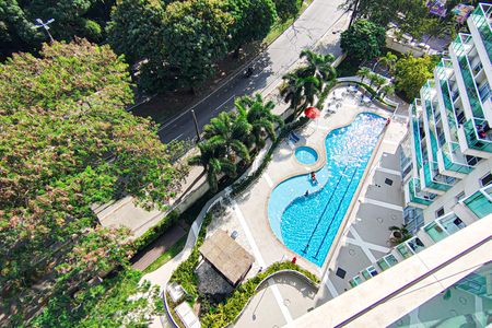 Apartamento à venda com 68m², 1 quarto e 3 vagas Apartamento à venda com 68m², 1 quarto e 3 vagasVaranda Vista