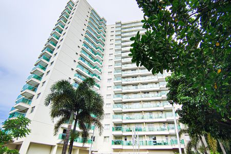 Apartamento à venda com 68m², 1 quarto e 3 vagas Apartamento à venda com 68m², 1 quarto e 3 vagasÁrea comum