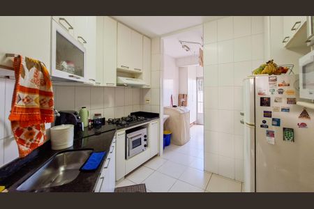 Apartamento à venda com 80m², 3 quartos e 2 vagasCozinha