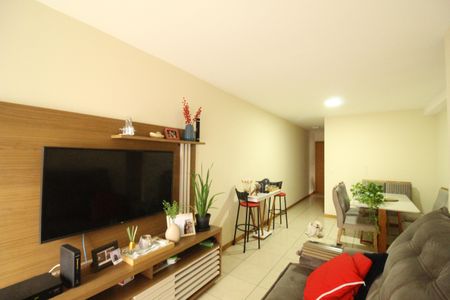 Apartamento à venda com 82m², 3 quartos e 1 vagaSala