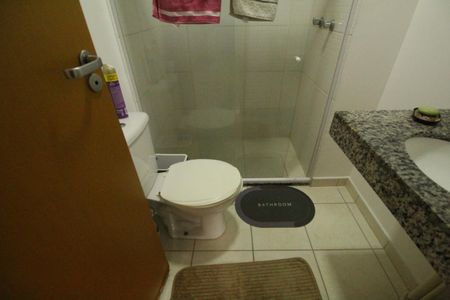 Apartamento à venda com 82m², 3 quartos e 1 vagaBanheiro da suíte 2