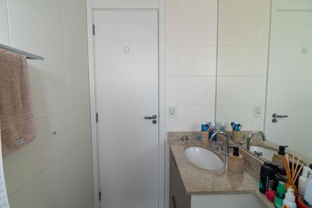Apartamento à venda com 79m², 2 quartos e 1 vaga Apartamento à venda com 79m², 2 quartos e 1 vagaBanheiro da Suíte