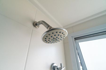 Apartamento à venda com 79m², 2 quartos e 1 vaga Apartamento à venda com 79m², 2 quartos e 1 vagaBanheiro da Suíte