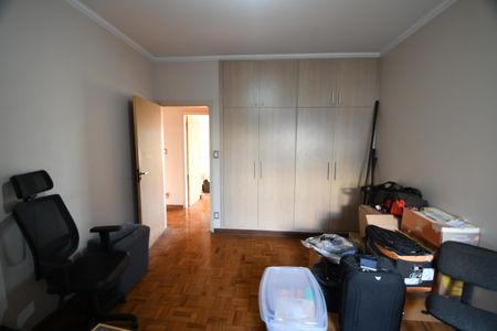 Casa à venda com 330m², 3 quartos e 6 vagasQuarto 1