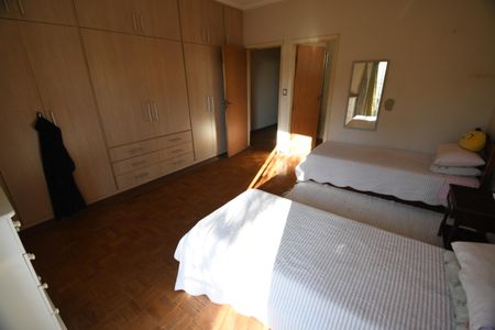 Casa à venda com 330m², 3 quartos e 6 vagasSuíte