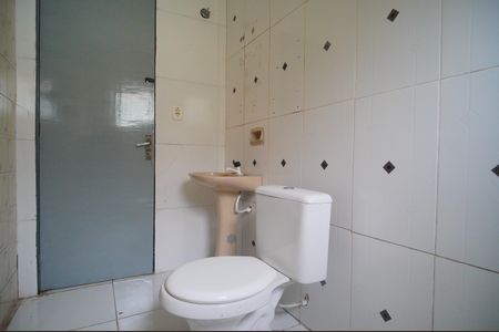 Apartamento para alugar com 60m², 2 quartos e sem vagaBanheiro