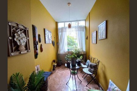 Apartamento à venda com 96m², 3 quartos e sem vaga