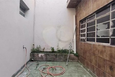 Casa à venda com 220m², 3 quartos e 2 vagas