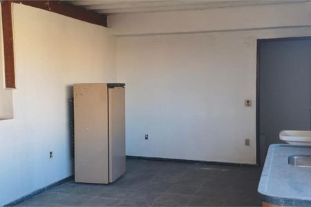 Casa à venda com 220m², 3 quartos e 2 vagas