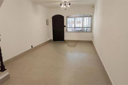 Casa à venda com 220m², 3 quartos e 2 vagas